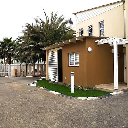 The Waterfront Cottage F12 Swakopmund Dış mekan fotoğraf